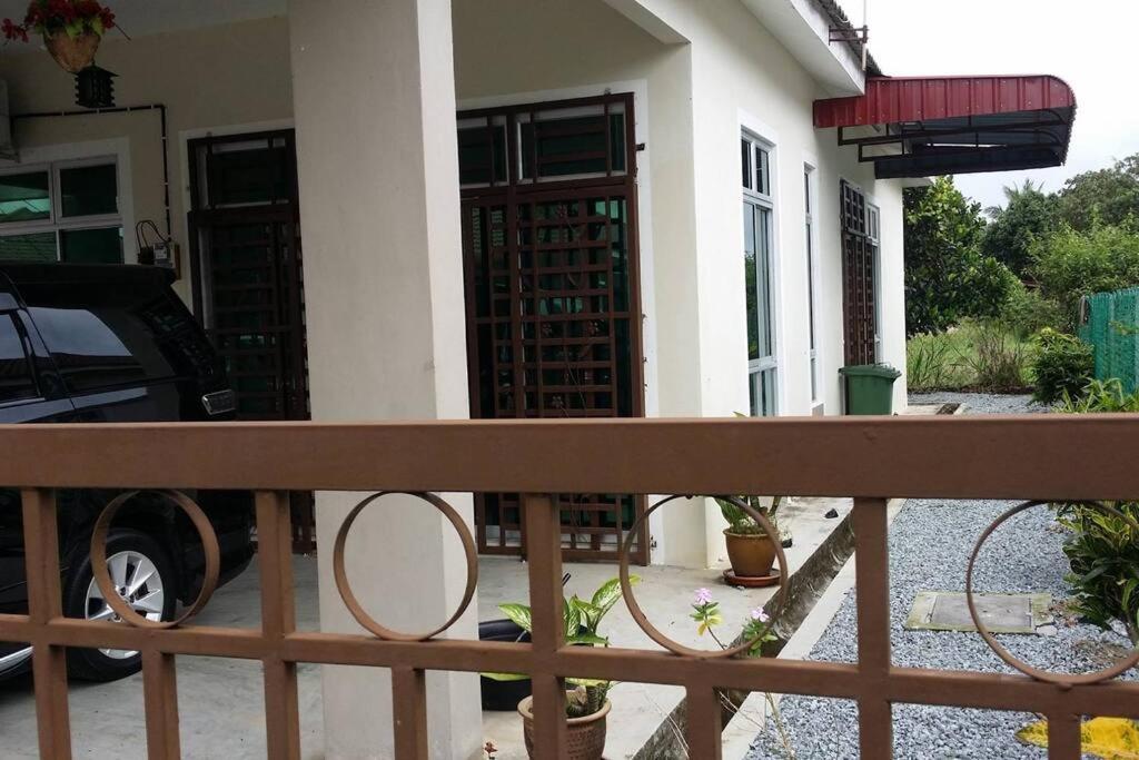 Cozy Homestay In Central Pokok Sena Eksteriør billede